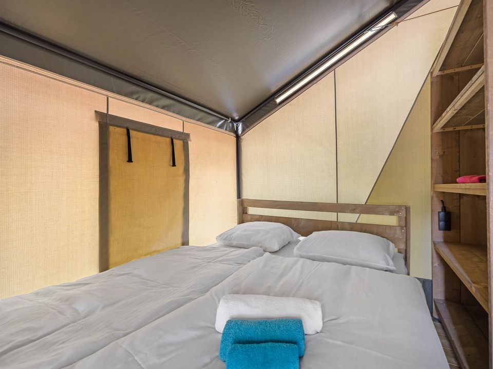 Cliquez pour découvrir toutes les photos de l'HÉBERGEMENT ! tente toile et bois - Aminess Maravea photo 5