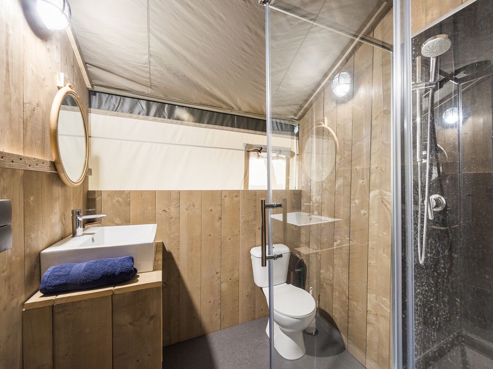Cliquez pour découvrir toutes les photos de l'HÉBERGEMENT ! tente toile et bois - établissement Aminess Maravea photo 5