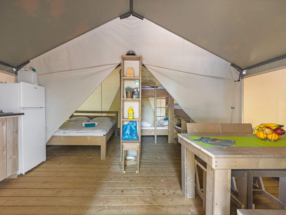 Cliquez pour découvrir toutes les photos de l'HÉBERGEMENT ! tente toile et bois - établissement Aminess Maravea photo 2