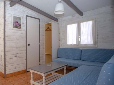 bungalow - Caledonia photo 6