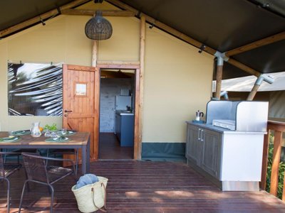 lodge - Caledonia photo 3
