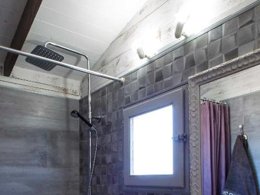 Camping Pas Cher vous présente avec son site Officiel campingpascher.fr, le Camping Caledonia classé 4 étoiles, situé sur la commune de Tarragona dans le département Tarragone (Catalogne) en Espagne. Le camping Caledonia vous propose un hébergement de type villa de 42 m² avec climatisation (télévision). L'établissement vous propose 13 autres types d'hébergements. Découvrez tous nos séjours à petits prix dans la commune et aux alentours de Tarragona du département : Tarragone (Catalogne). Mer, Piscine extérieure, Animations familiales, Aire de jeux enfants, Cyclisme, Ping-pong, Terrain multisports, Supermarché,... En savoir plus : cliquez-ICI.