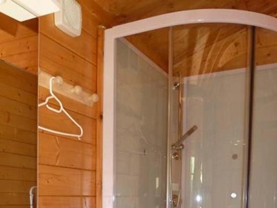 Cliquez pour découvrir toutes les photos de l'HÉBERGEMENT ! chalet - Goudal photo 5