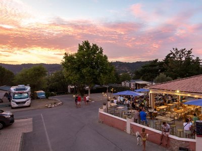 Cliquez pour découvrir toutes les photos de l'ÉTABLISSEMENT ! camping La Pinède photo 15