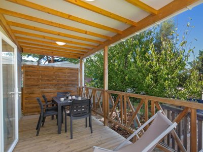 Cliquez pour découvrir toutes les photos de l'HÉBERGEMENT ! chalet - La Pinède photo 6