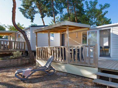 Cliquez pour découvrir toutes les photos de l'HÉBERGEMENT ! mobil-home - La Pinède photo 7