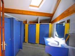 Camping Pas Cher vous présente avec son site Officiel campingpascher.fr, le Camping Sites Et Paysages - Le Moulin De Sainte-Anne classé 4 étoiles, situé sur la commune de Villegly dans le département Aude (Languedoc Roussillon) en France. Le camping Sites Et Paysages - Le Moulin De Sainte-Anne, vous présente un hébergement de type tente en toile et bois de 16 m². Le camping Sites Et Paysages - Le Moulin De Sainte-Anne vous propose du dimanche 28 juin au dimanche 05 juillet 2026, en promotion à -10% pour 7 nuits à 306,90 € au lieu de 341,0 € soit une Économie de 34,10 €. Cette location propose 113 dates différentes pour réserver votre séjour. Découvrez également les 3 autres gammes d'hébergements du camping. Les Avis clients pour le Camping Sites Et Paysages - Le Moulin De Sainte-Anne sont excellents avec une note moyenne de 8 sur 10. Piscine chauffée, Piscine extérieure, Animations familiales, Aire de jeux enfants, Baby-foot, Court de tennis, Cyclisme, Piscine, Pétanque, Randonnée, Salle de jeux vidéo, Terrain multisports, Trampoline, Dépôt de pain, Pizzeria, Plats à emporter,... En savoir plus : cliquez-ICI.