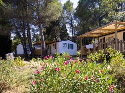 Cliquez pour découvrir toutes les photos de l'HÉBERGEMENT ! mobil-home - Sites Et Paysages - La Pinède photo 4