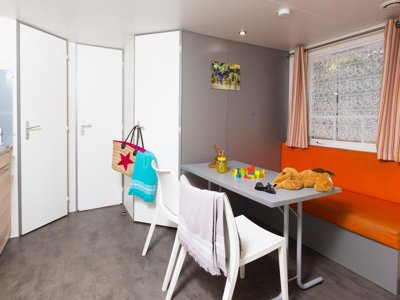 Cliquez pour découvrir toutes les photos de l'HÉBERGEMENT ! mobil-home - Sites Et Paysages - La Pinède photo 3