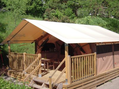 Cliquez pour découvrir toutes les photos de l'HÉBERGEMENT ! tente - Sites Et Paysages - La Pinède photo 4