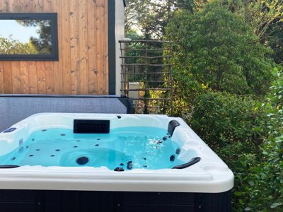 Cliquez pour découvrir toutes les photos de l'HÉBERGEMENT ! mobil-home - Sites Et Paysages - La Pinède photo 11