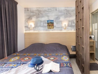 Cliquez pour découvrir toutes les photos de l'HÉBERGEMENT ! mobil-home - Sites Et Paysages - La Pinède photo 6
