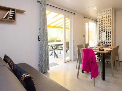 Cliquez pour découvrir toutes les photos de l'HÉBERGEMENT ! mobil-home - Sites Et Paysages - La Pinède photo 7