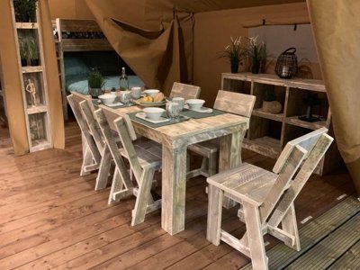 Cliquez pour découvrir toutes les photos de l'HÉBERGEMENT ! tente en toile et bois - La Brise photo 2