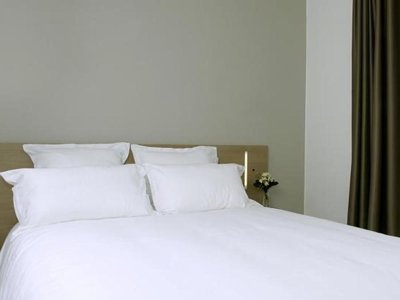Cliquez pour découvrir toutes les photos de l'HÉBERGEMENT ! studio - Appart'Hôtel Quimper photo 5
