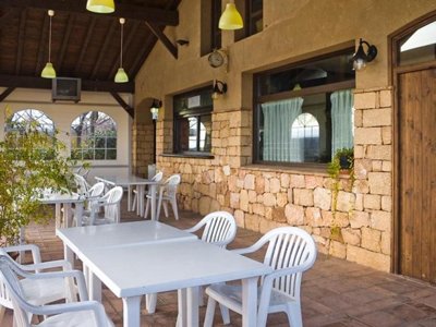 Cliquez pour découvrir toutes les photos de l'ÉTABLISSEMENT ! camping CAMPING ALQUEZAR photo 8