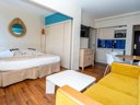 Cliquez pour découvrir toutes les photos de l'HÉBERGEMENT ! appartement - camping Hôtel & Le Grand Large photo 2