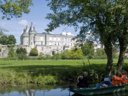 Camping Pas Cher vous présente avec son site Officiel campingpascher.fr, le Camping Les Coteaux De Jonzac classé 4 étoiles, situé sur la commune de Jonzac dans le département Charente-maritime (Poitou Charentes) en France. Le camping Les Coteaux De Jonzac, vous présente un hébergement de type appartement de 35 m² pour 4 personnes et télévision. Le camping Les Coteaux De Jonzac vous propose du mardi 01 décembre au mardi 08 décembre 2026 pour 7 nuits à 406€. Cette location propose 298 dates différentes pour réserver votre séjour. Découvrez également les 3 autres gammes d'hébergements du camping. Les Avis clients pour le Camping Les Coteaux De Jonzac sont excellents avec une note moyenne de 8 sur 10. Cyclisme, Randonnée, Restaurant,... En savoir plus : cliquez-ICI.