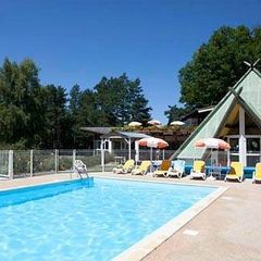 Camping Pas Cher vous présente avec son site Officiel campingpascher.fr, le Établissement Vvf Villages Neuvic, situé sur la commune de Neuvic dans le département Correze (Limousin) en France. L'établissement Vvf Villages Neuvic vous propose un hébergement de type gîte de 36 m². L'établissement vous propose 4 autres types d'hébergements. Découvrez tous nos séjours à petits prix dans la commune et aux alentours de Neuvic du département : Correze (Limousin).... En savoir plus : cliquez-ICI.