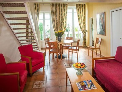 Cliquez pour découvrir toutes les photos de l'HÉBERGEMENT ! appartement - Le Méditerranée photo 1