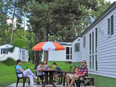 Cliquez pour découvrir toutes les photos de l'ÉTABLISSEMENT ! établissement Village Vacances Pays D'Eygurande photo 23