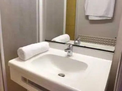 Cliquez pour découvrir toutes les photos de l'HÉBERGEMENT ! maison de campagne - VVF Villages - Les Ecrins - Saint-Bonnet-en-Champsaur photo 1