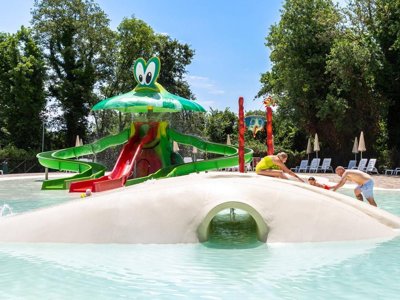 Cliquez pour découvrir toutes les photos de l'ÉTABLISSEMENT ! village vacances Hu I Pini Village photo 3