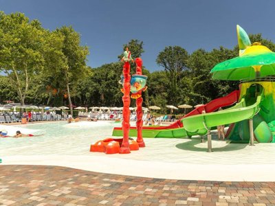 Cliquez pour découvrir toutes les photos de l'ÉTABLISSEMENT ! village vacances Hu I Pini Village photo 7