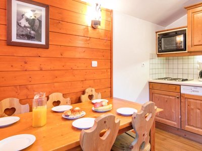 Cliquez pour découvrir toutes les photos de l'ÉTABLISSEMENT ! résidence Les Chalets De La Ramoure photo 6