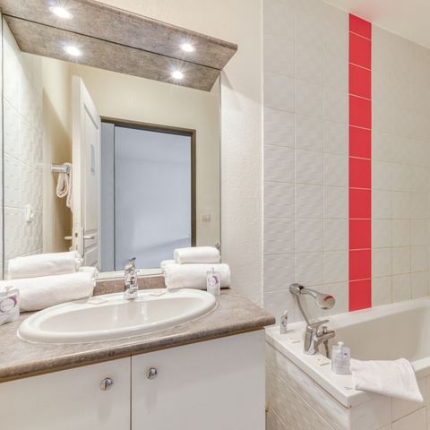 Cliquez pour découvrir toutes les photos de l'HÉBERGEMENT ! appartement - Le Fonsérane photo 3