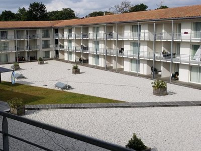 Cliquez pour découvrir toutes les photos de l'ÉTABLISSEMENT ! résidence Le Domaine Du Chateau - Vacancéole photo 14