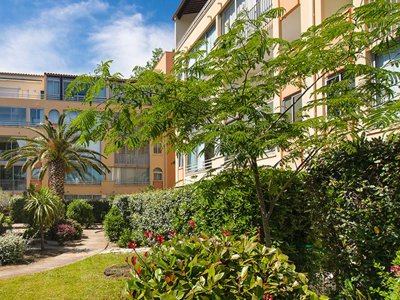 Cliquez pour découvrir toutes les photos de l'ÉTABLISSEMENT ! résidence La Baie Des Anges - Vacancéole photo 3