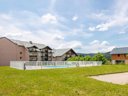 Camping Pas Cher vous présente avec son site Officiel campingpascher.fr, la Résidence La Croix Margot - Vacancéole classé 2 étoiles, située sur la commune de Villard De Lans dans le département Isère (Rhône Alpes) en France. La résidence La Croix Margot - Vacancéole, vous présente un hébergement de type studio. La résidence La Croix Margot - Vacancéole vous propose du sam. 13 juin au sam. 20 juin 2026, en promotion à -15% pour 7 nuits à 267,75 € au lieu de 315,0 € soit une Économie de 47,25 €. Cette location propose 37 dates différentes pour réserver votre séjour. Découvrez également les 1 autres gammes d'hébergements de la résidence. Les Avis clients pour la Résidence La Croix Margot - Vacancéole sont de 7 sur 10. Piscine chauffée, Piscine extérieure, Aire de jeux enfants, Ping-pong, Piscine, Randonnée,... En savoir plus : cliquez-ICI.