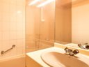 Cliquez pour découvrir toutes les photos de l'HÉBERGEMENT ! studio - résidence La Croix Margot - Vacancéole photo 9