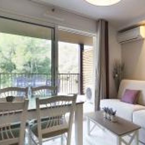 Cliquez pour découvrir toutes les photos de l'HÉBERGEMENT ! appartement - Pont Du Gard photo 3