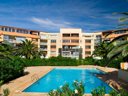 Camping Pas Cher vous présente avec son site Officiel campingpascher.fr, la Résidence Residence Savanna Beach - Les Terrasses De Savanna - Vacancéole, située sur la commune de Le Cap D'agde dans le département Hérault (Languedoc Roussillon) en France. La résidence Residence Savanna Beach - Les Terrasses De Savanna - Vacancéole vous propose un hébergement de type appartement de 58 m² pour 2 personnes (télévision). Cet hébergement propose plus de 39 dates différentes pour réserver ! Pour dévouvrir la période la moins chère, consultez la rubrique 'Tarifs' et sélectionnez votre mois de départ. L'établissement vous propose 3 autres types d'hébergements. Découvrez tous nos séjours à petits prix dans la commune et aux alentours de Le Cap D'agde du département : Hérault (Languedoc Roussillon). Les Avis clients pour la Résidence Residence Savanna Beach - Les Terrasses De Savanna - Vacancéole sont de 7 sur 10. Piscine extérieure, Animation enfants, Animations familiales, Cyclisme, Jet-ski, Paddle,... En savoir plus : cliquez-ICI.
