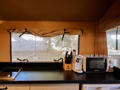 Cliquez pour découvrir toutes les photos de l'HÉBERGEMENT ! tente en toile et bois - Taiga Conil photo 7