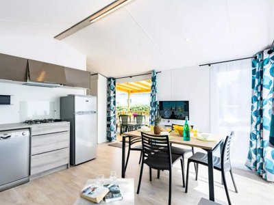 Cliquez pour découvrir toutes les photos de l'HÉBERGEMENT ! mobil-home - De La Baie photo 15