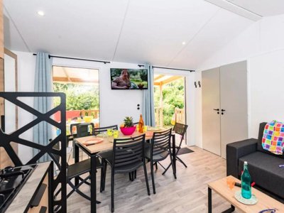 Cliquez pour découvrir toutes les photos de l'HÉBERGEMENT ! mobil-home - De La Baie photo 2