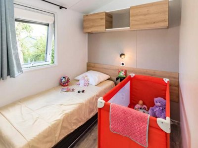 Cliquez pour découvrir toutes les photos de l'HÉBERGEMENT ! mobil-home - De La Baie photo 6