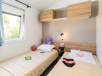 Cliquez pour découvrir toutes les photos de l'HÉBERGEMENT ! mobil-home - De La Baie photo 8