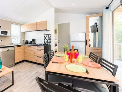 Cliquez pour découvrir toutes les photos de l'HÉBERGEMENT ! mobil-home - De La Baie photo 9