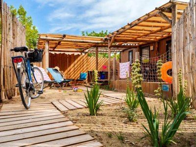 Cliquez pour découvrir toutes les photos de l'HÉBERGEMENT ! mobil-home - De La Baie photo 11