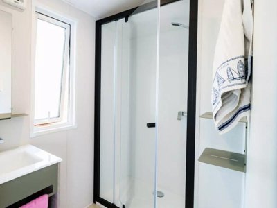 Cliquez pour découvrir toutes les photos de l'HÉBERGEMENT ! mobil-home - De La Baie photo 3