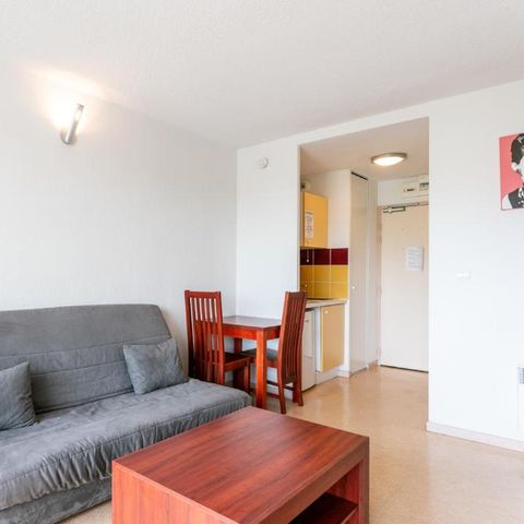 Cliquez pour découvrir toutes les photos de l'HÉBERGEMENT ! studio - Le Saint-Clair photo 2