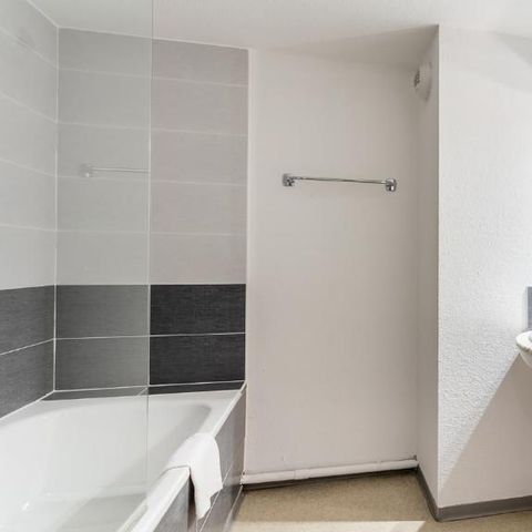Cliquez pour découvrir toutes les photos de l'HÉBERGEMENT ! studio - Le Saint-Clair photo 4