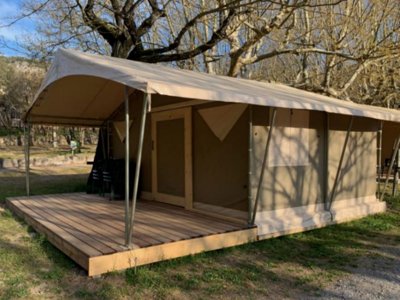 Cliquez pour découvrir toutes les photos de l'HÉBERGEMENT ! bungalow toilé - La Rouviere photo 4