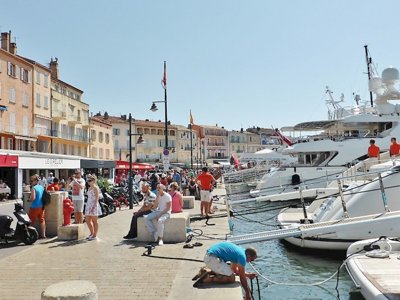 établissement Tour Opérateur Sur Le La Pierre Verte photo 27