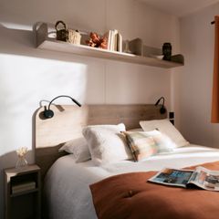 Camping Pas Cher vous présente avec son site Officiel campingpascher.fr, le Établissement Tour Opérateur Sur Le La Pierre Verte, situé sur la commune de Fréjus dans le département Var (Provence Alpes Côte D'azur) en France. L'établissement Tour Opérateur Sur Le La Pierre Verte vous propose un hébergement de type mobil-home de 32 m². L'établissement vous propose 6 autres types d'hébergements. Découvrez tous nos séjours à petits prix dans la commune et aux alentours de Fréjus du département : Var (Provence Alpes Côte D'azur).... En savoir plus : cliquez-ICI.