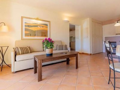 Cliquez pour découvrir toutes les photos de l'HÉBERGEMENT ! appartement - Madame Vacances - Provence Country Club photo 2